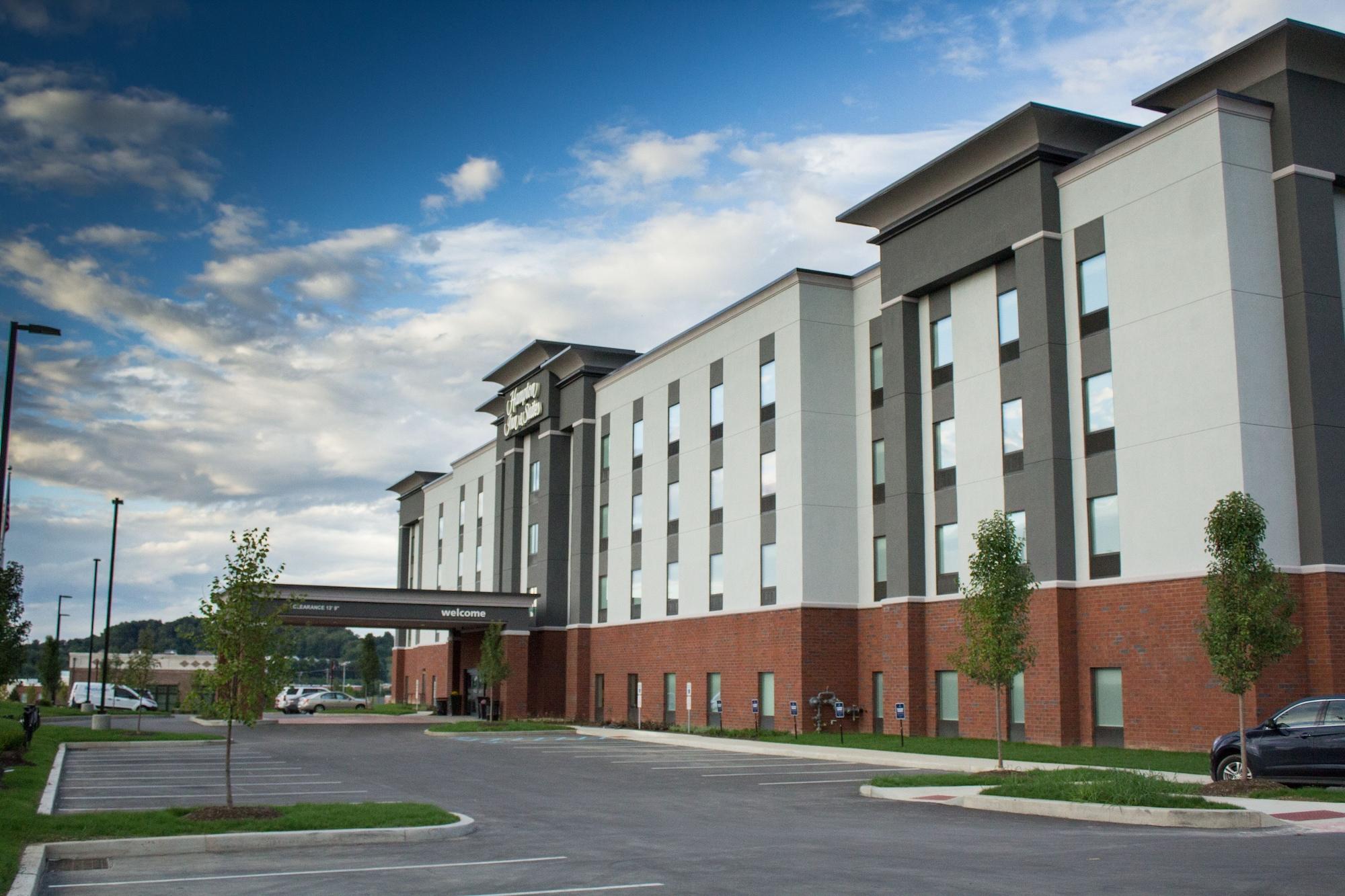 Hampton Inn & Suites Cranberry Township/Mars Exteriör bild